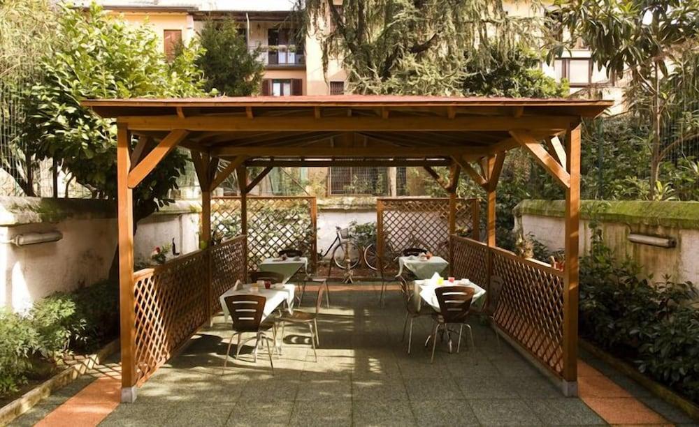 هوتل ساباتينو - Outdoor Dining
