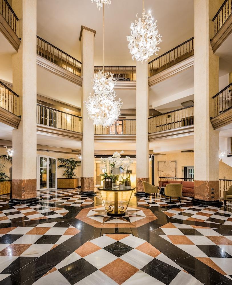 Las Dunas Grand Luxury Hotel - Reception