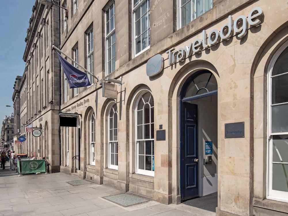 Travelodge Edinburgh Central Waterloo Place - Featured Image