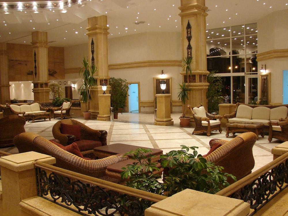 Queen Sharm Resort - Lobby