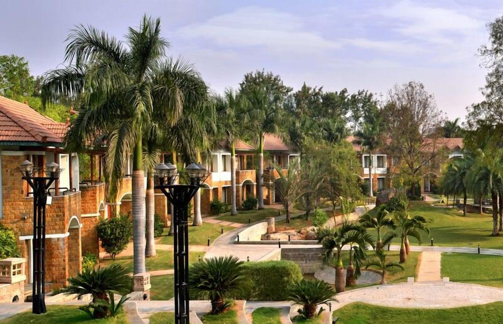 Golkonda Resorts & Spa - Property Grounds
