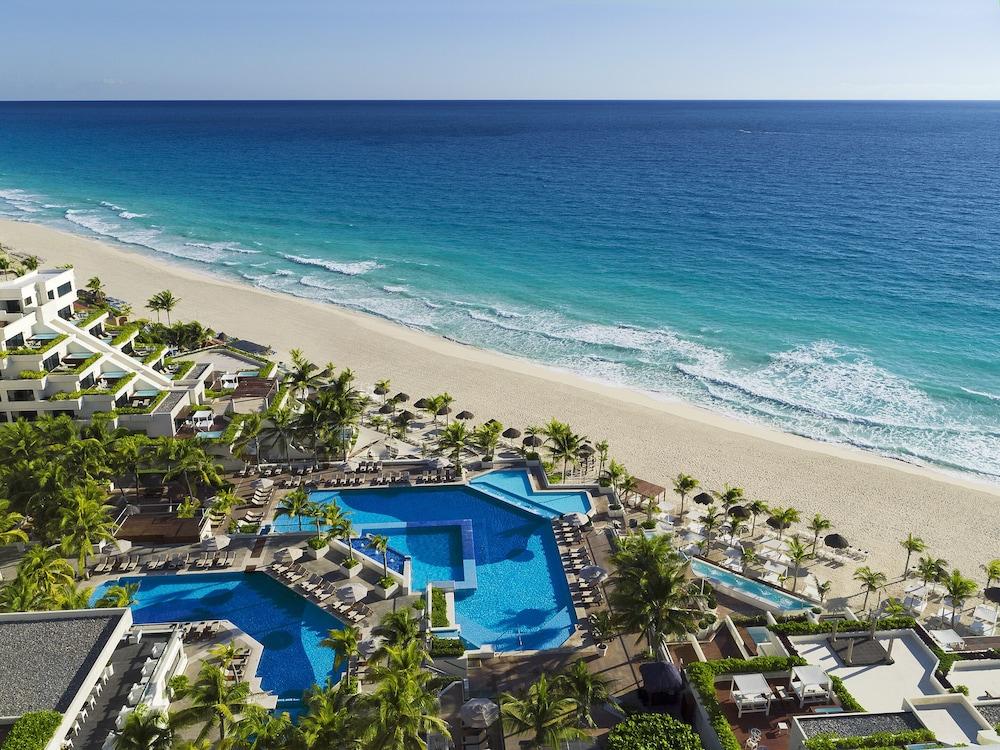 Now Emerald Cancun - All Inclusive - Featured Image