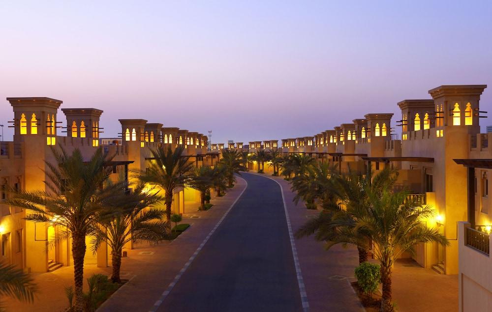 فندق قرية الحمراء - Featured Image