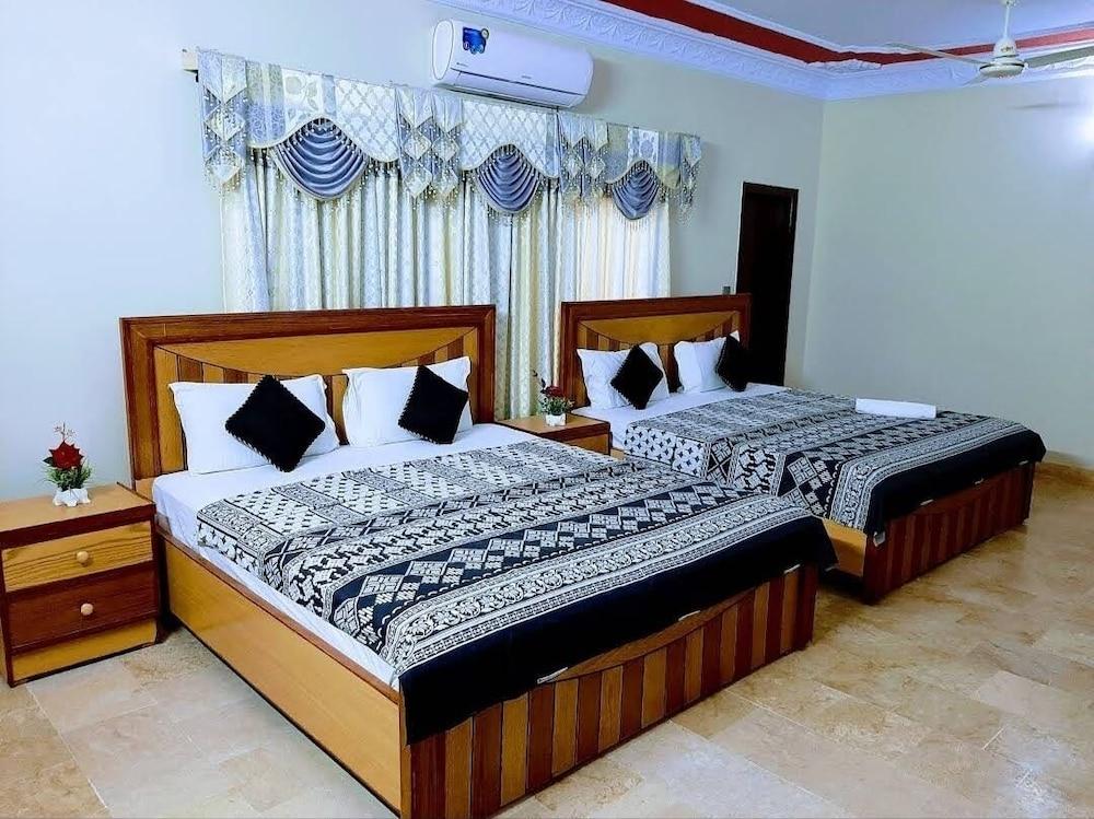 Galaxy Inn Guest House - Featured Image