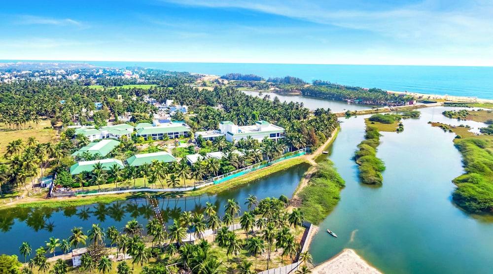 Radisson Resort Pondicherry Bay - Featured Image