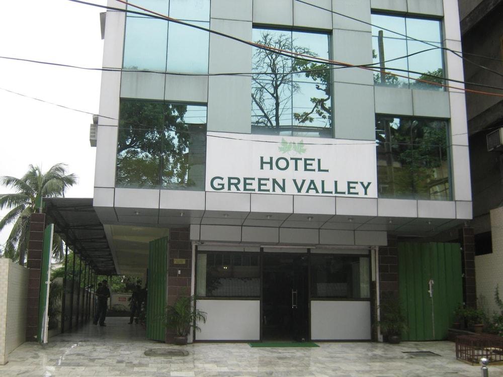 Green Valley Hotel - Exterior