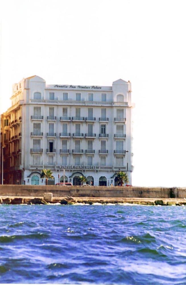 فندق قصر وندسور التراثي الفاخر منذ عام 1906 من مجموعة بارادايس إن - Featured Image