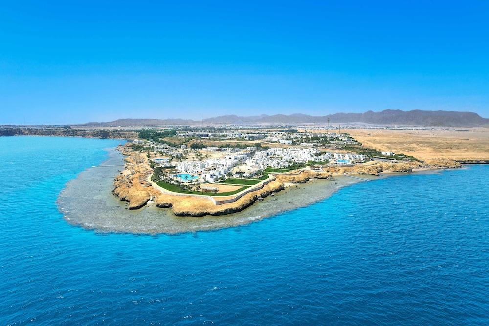 Sharm Club Beach Resort - Featured Image