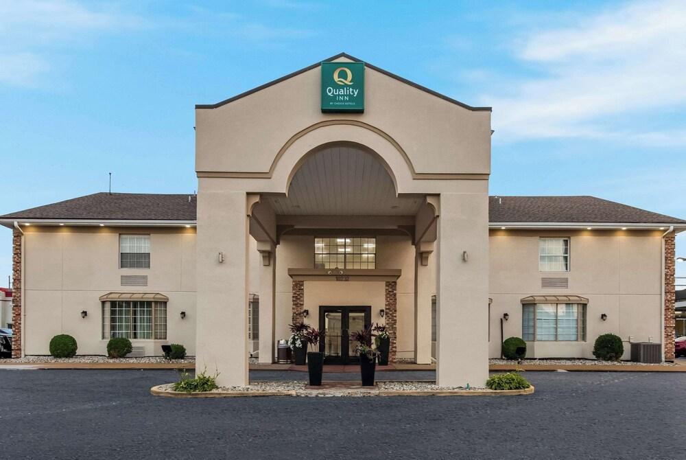 Quality Inn St. Louis Airport Hotel - Featured Image