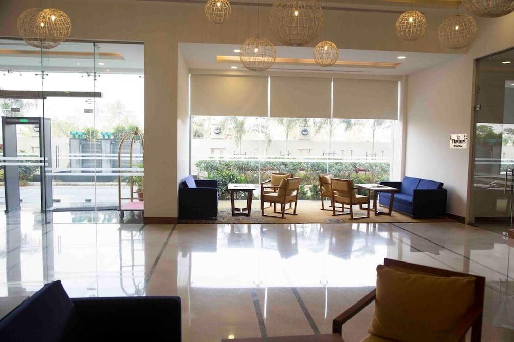 Kalyan Grand - a business hotel - Lobby