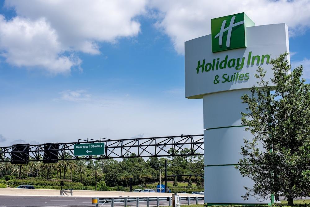 Holiday Inn & Suites Across From Universal Orlando, an IHG Hotel - Exterior