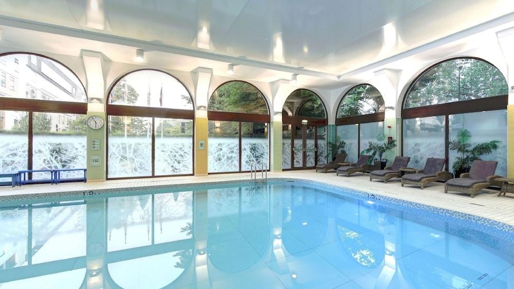 London Marriott Hotel Regents Park - Indoor Pool