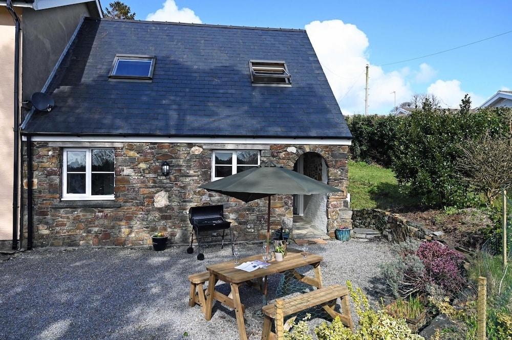 Y Bwthyn - Cosy Cottage With Parking - Exterior