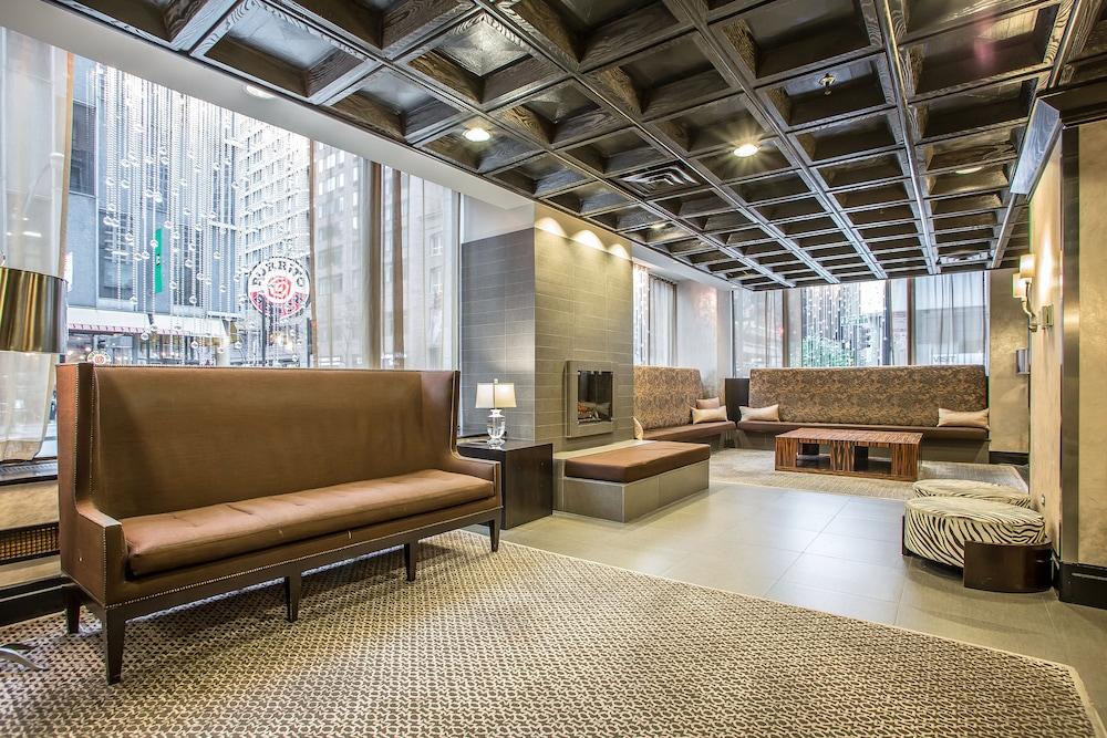 Inn of Chicago - Lobby Lounge