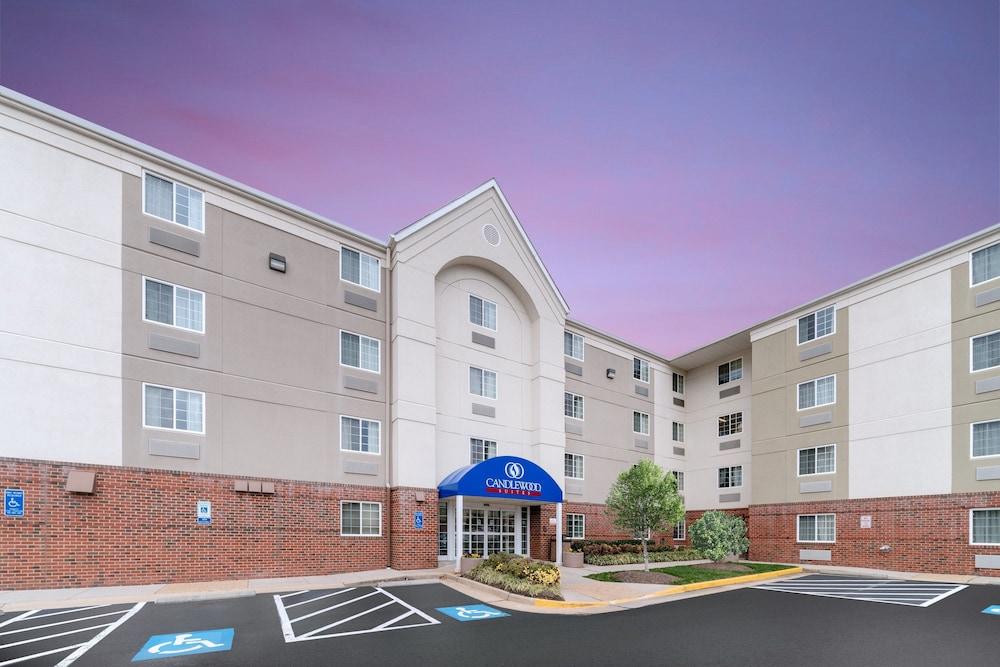Candlewood Suites Herndon, an IHG Hotel - Exterior