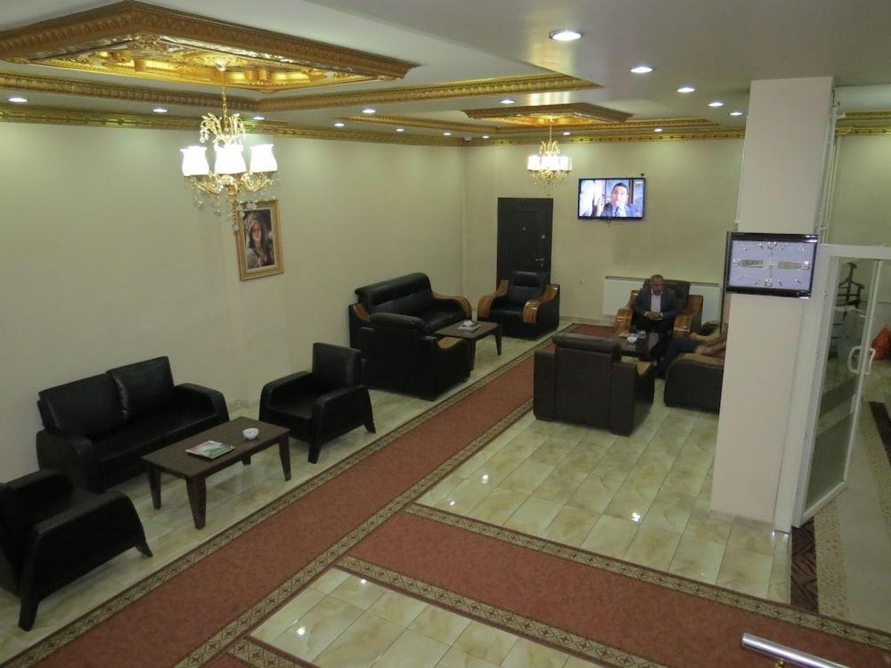 Birlik Sahin Hotel - Lobby Sitting Area
