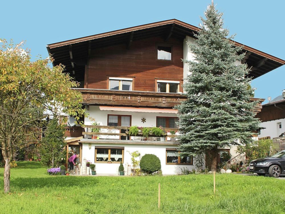 Spacious Apartment in Stumm Tyrol With Balcony - Featured Image