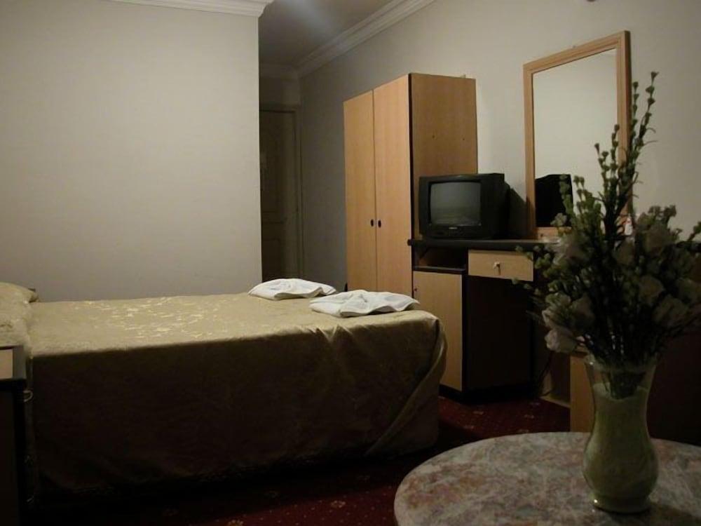 Alican Hotel - Room