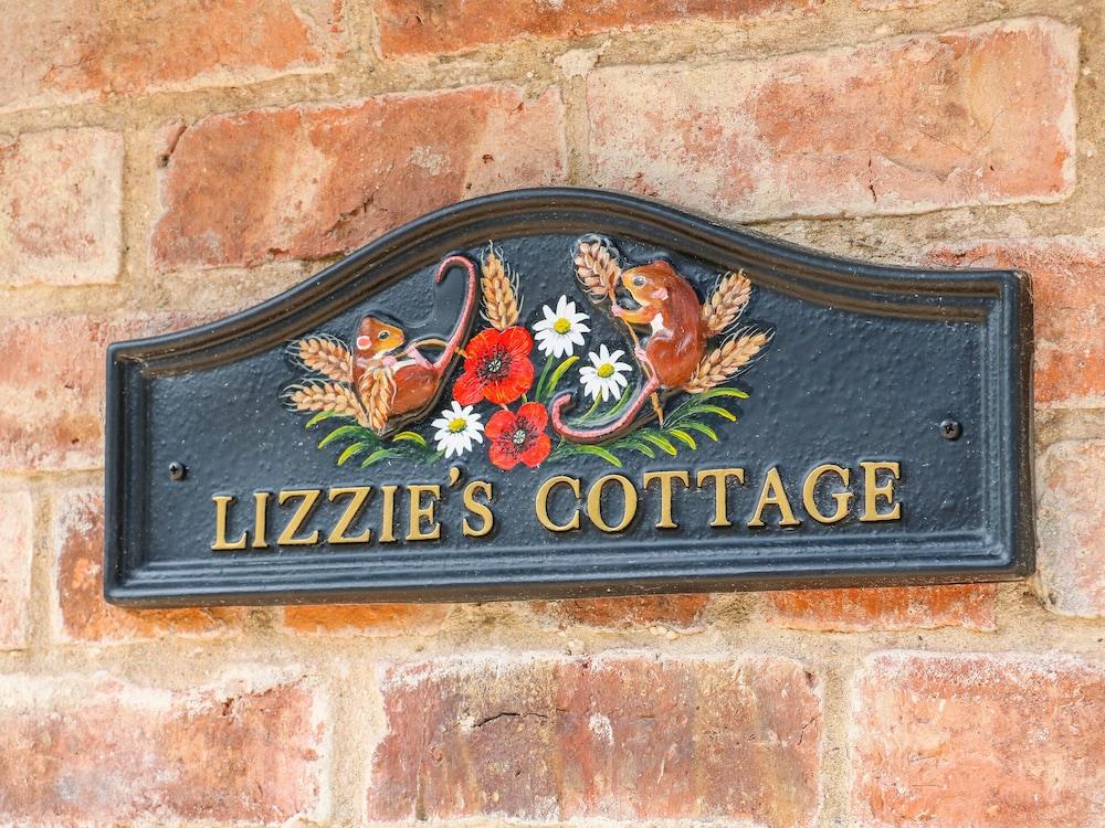 Lizzies Cottage - Interior