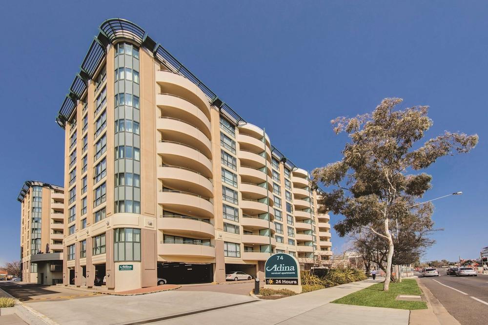 Adina Serviced Apartments Canberra James Court - Featured Image