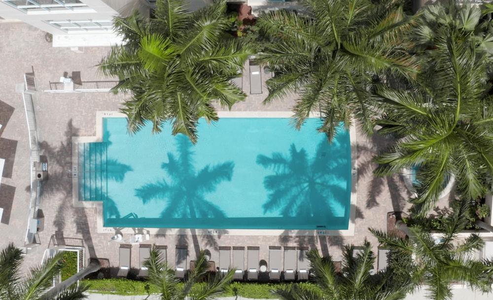 Residence Inn by Marriott Miami Aventura Mall - Waterslide