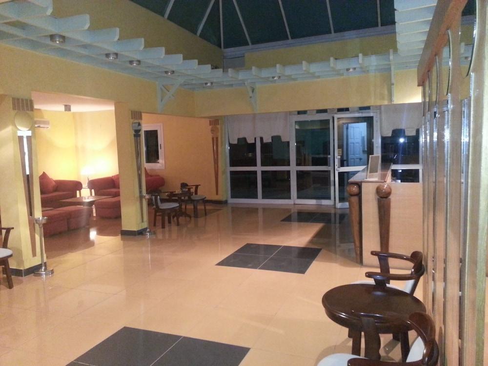 Logaina Sharm Resort - Lobby Sitting Area