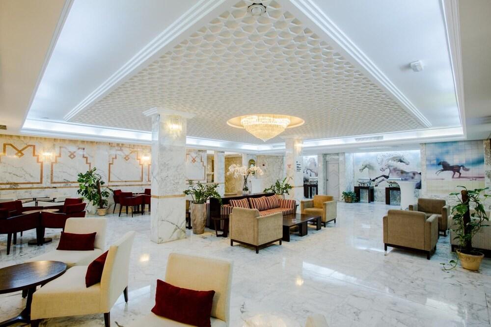 Hôtel Belvédère Fourati - Lobby