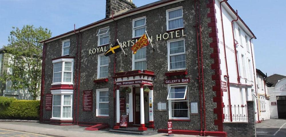 Royal Sportsman Hotel - Featured Image