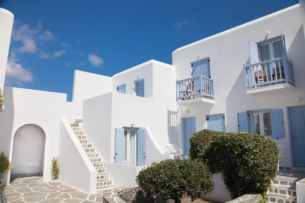 Aeolos Resort Mykonos - Property Grounds