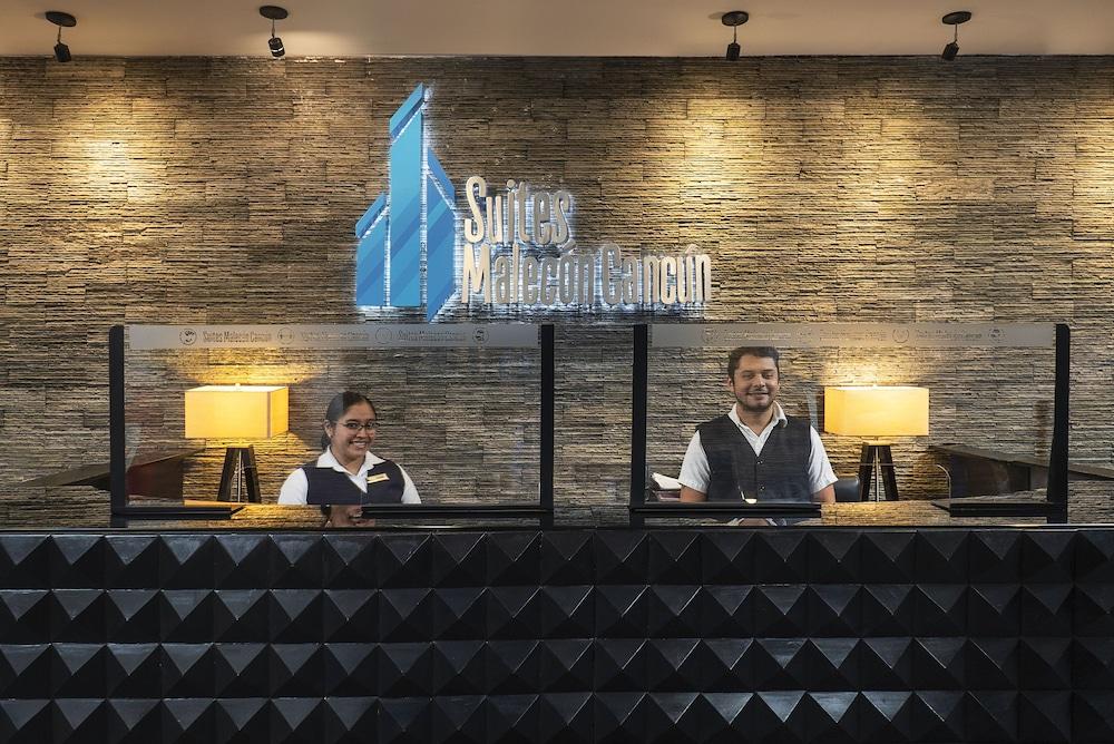Suites Malecon Cancun - Reception