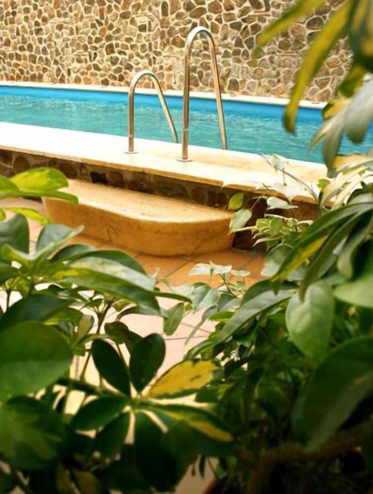 Oh Nice Ulises Ceuta - Outdoor Pool