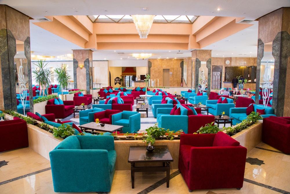 Marlin Inn Azur Resort - Lobby Sitting Area