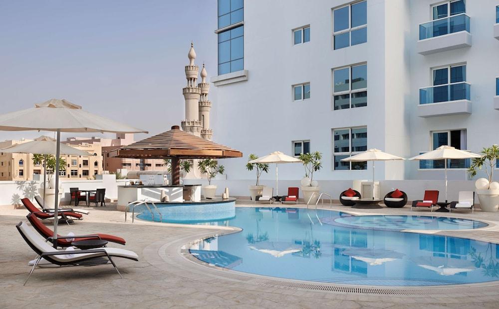 Hyatt Place Dubai Al Rigga - Pool