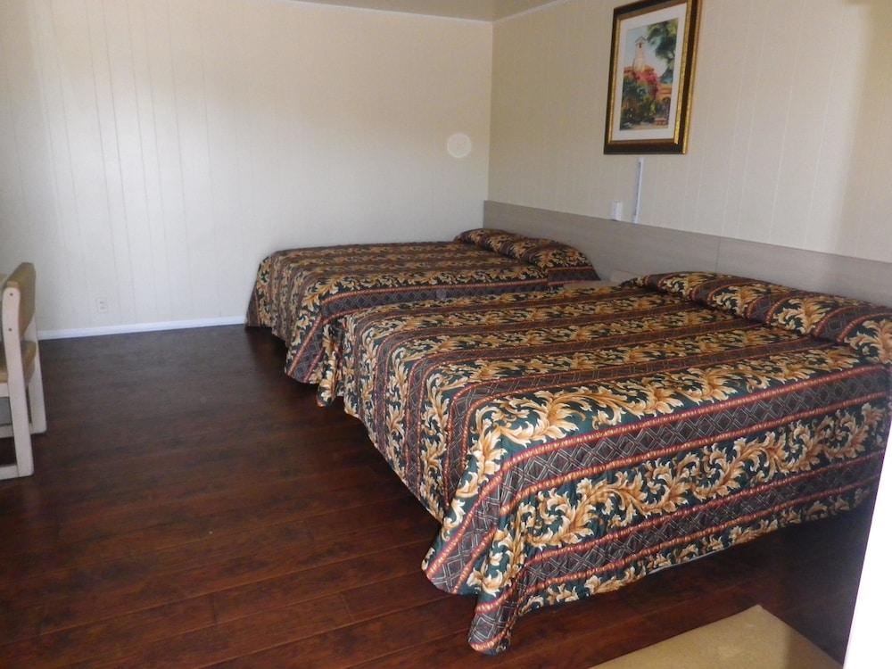 San Marcos Motel - Room