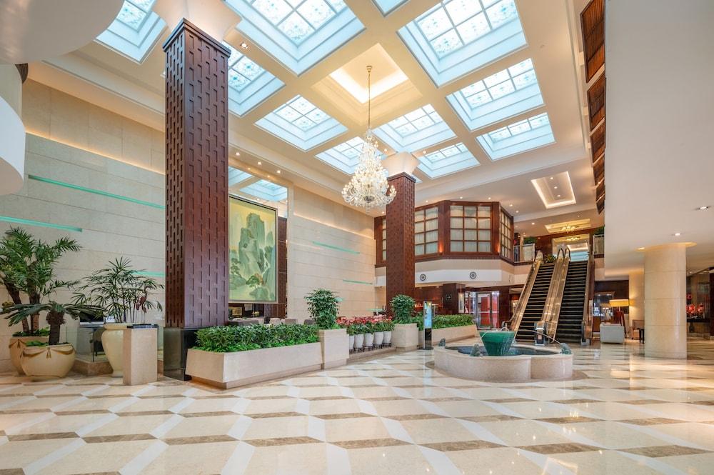Binbei Yiho Hotel - Lobby