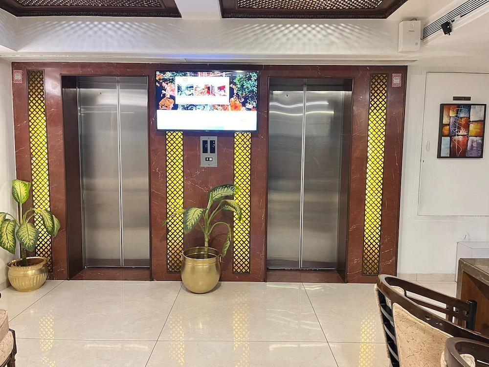 Ramee Guestline Hotel Dadar - Lobby