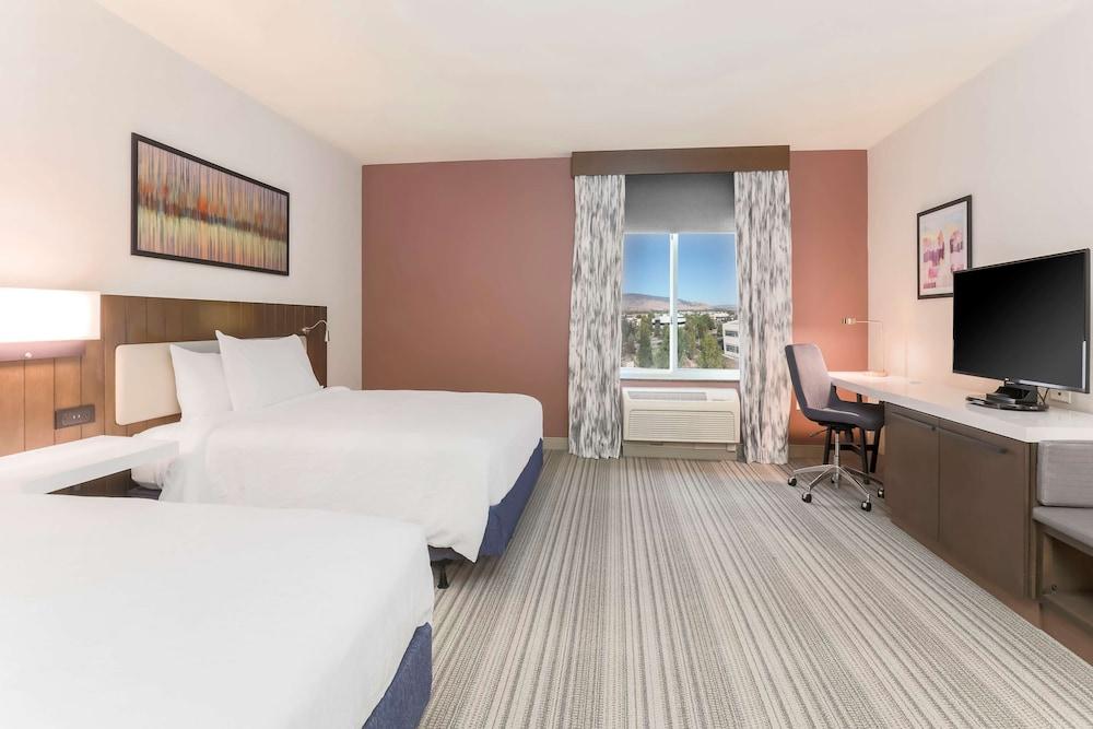 Hilton Garden Inn Reno - Room
