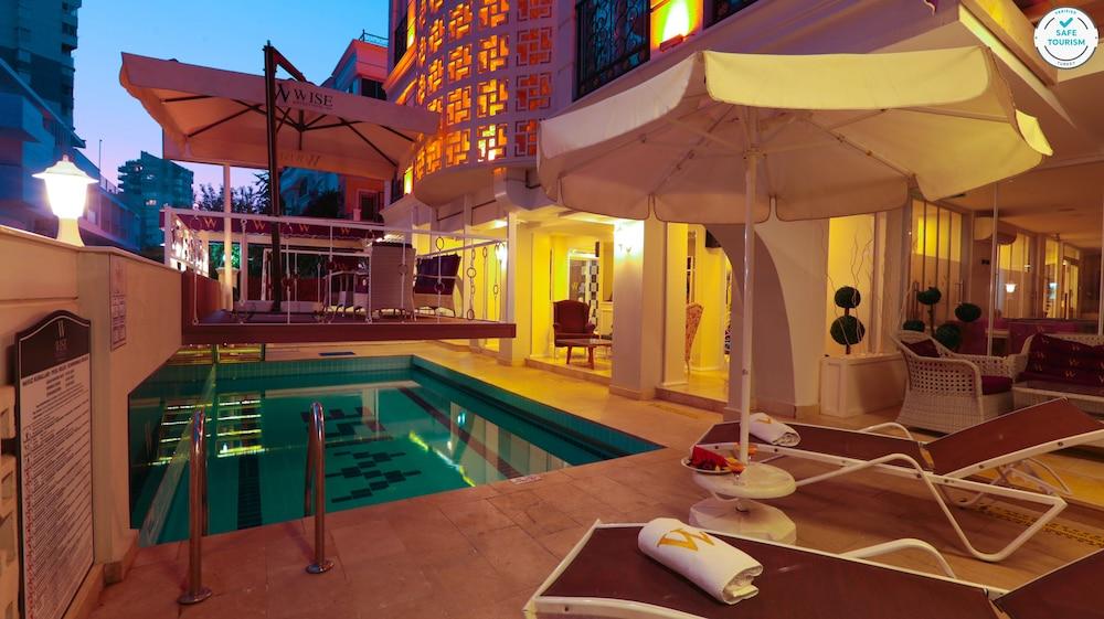 Wise Hotel Spa & Adult Only - Outdoor Pool