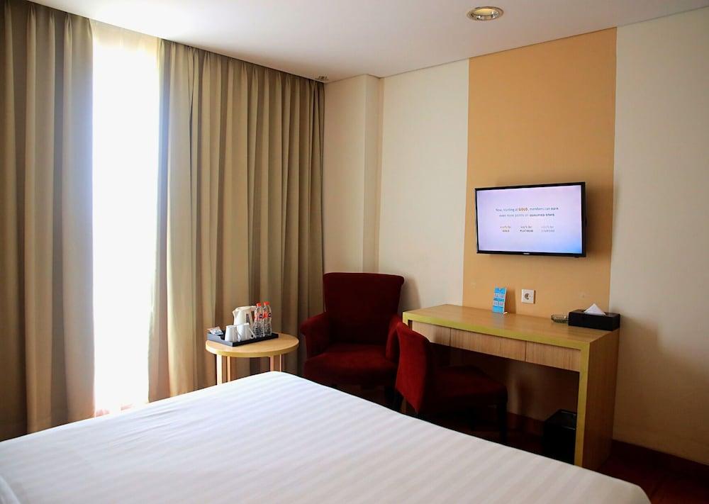 Days Hotel & Suites by Wyndham Jakarta Airport - Room