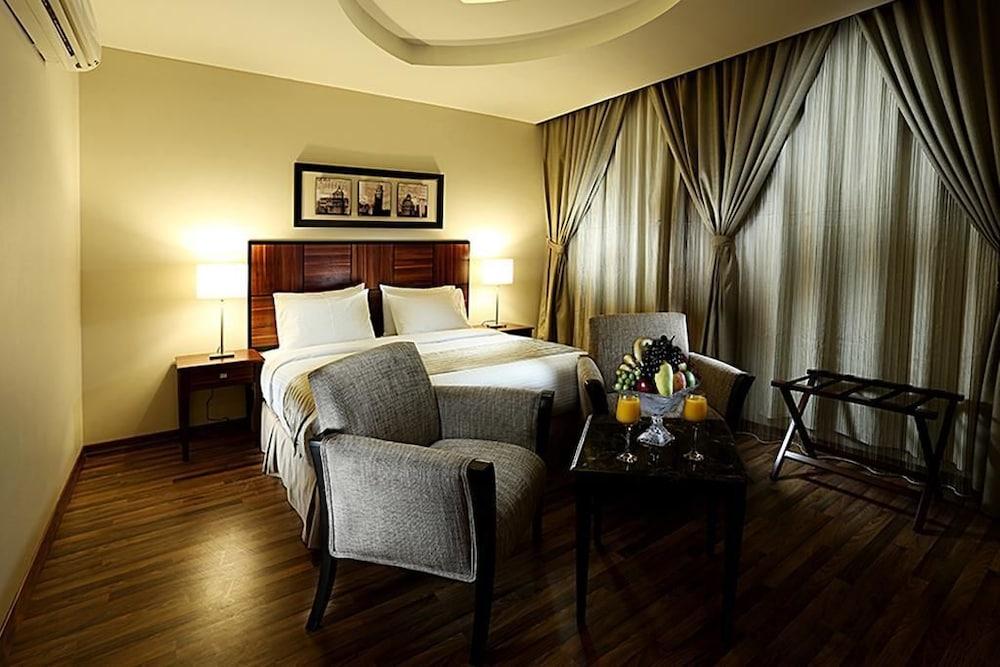 Aswar Hotel Suites - Al Rashed - Room