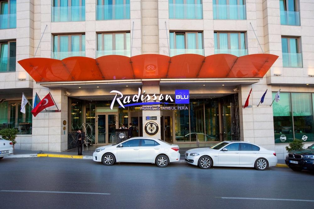 Radisson Blu Hotel Istanbul Pera - Exterior