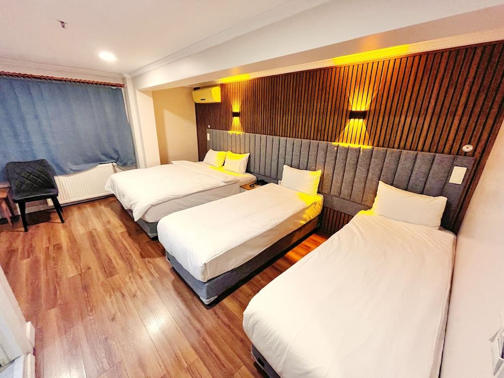 Naila Hotel - Room