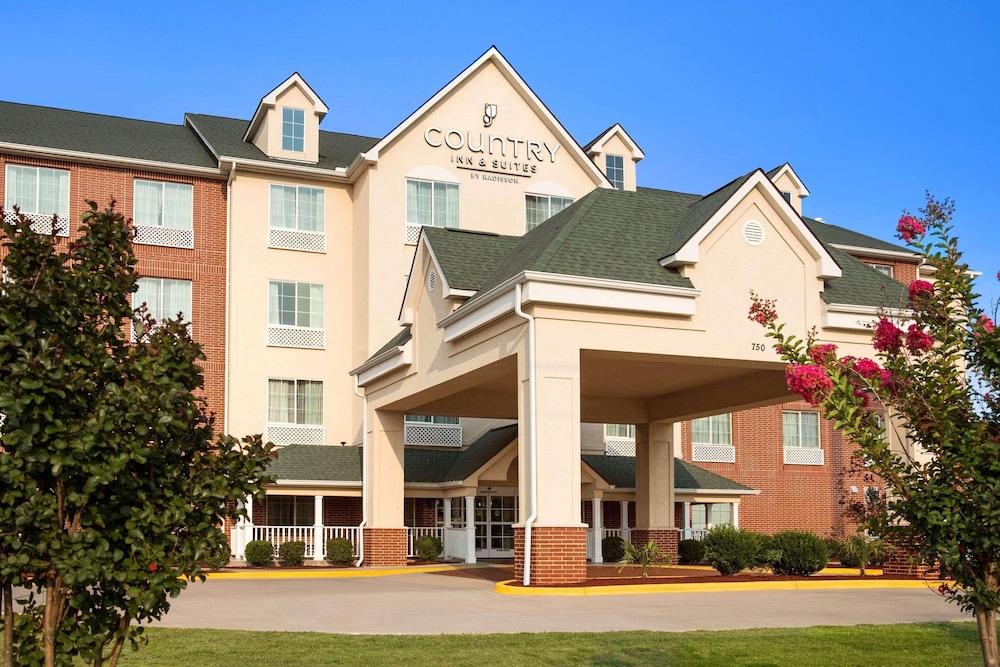 Country Inn & Suites by Radisson, Conway, AR - Featured Image