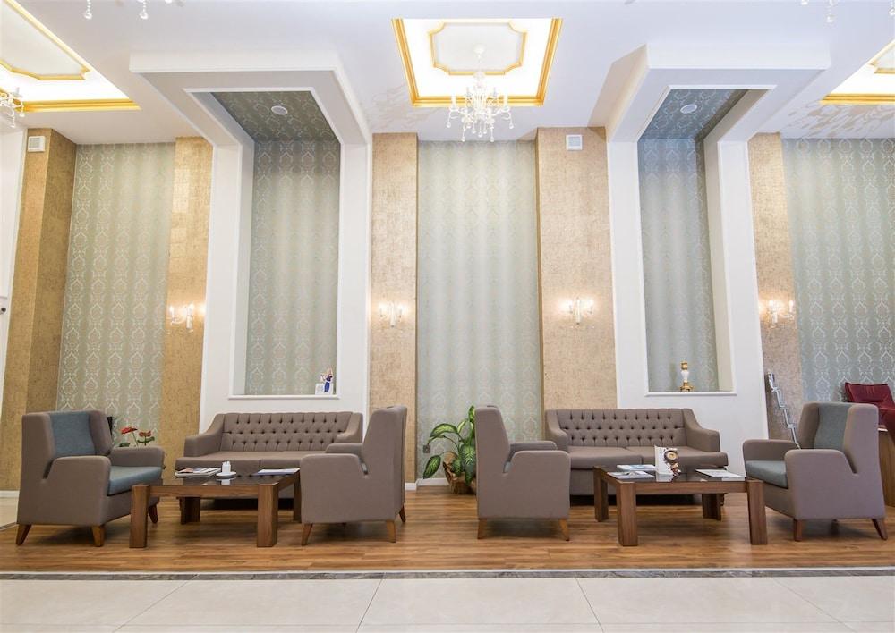 Ruba Palace Thermal Hotel - Lobby Sitting Area