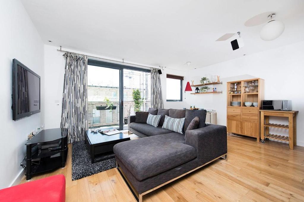 Stylish 2BR flat with balcony, near King’s Cross! - Other