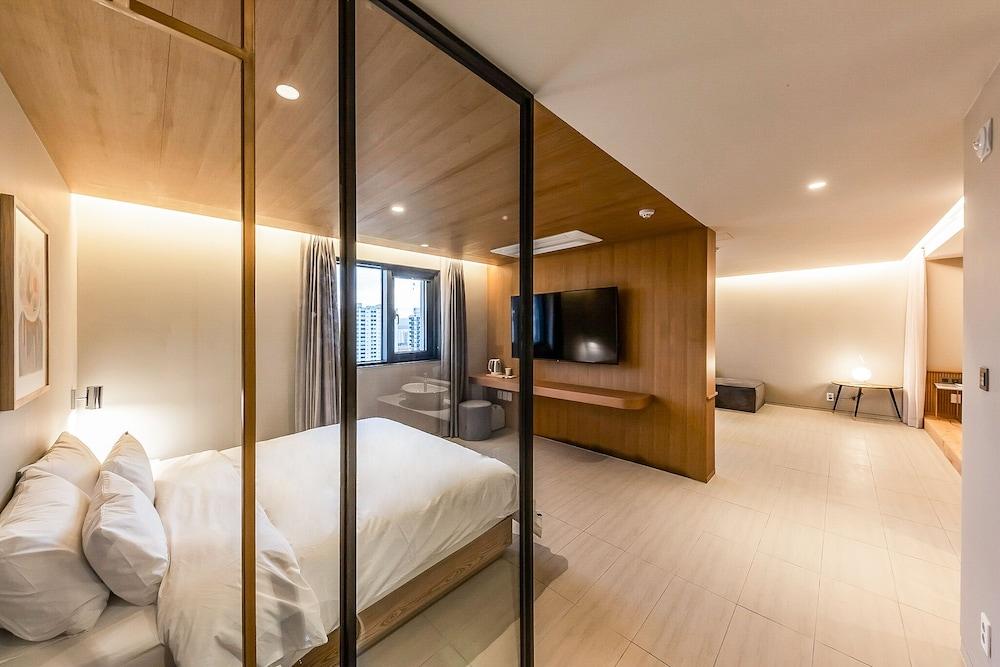 Brown-Dot Hotel Ulsan-Sincheon - Room