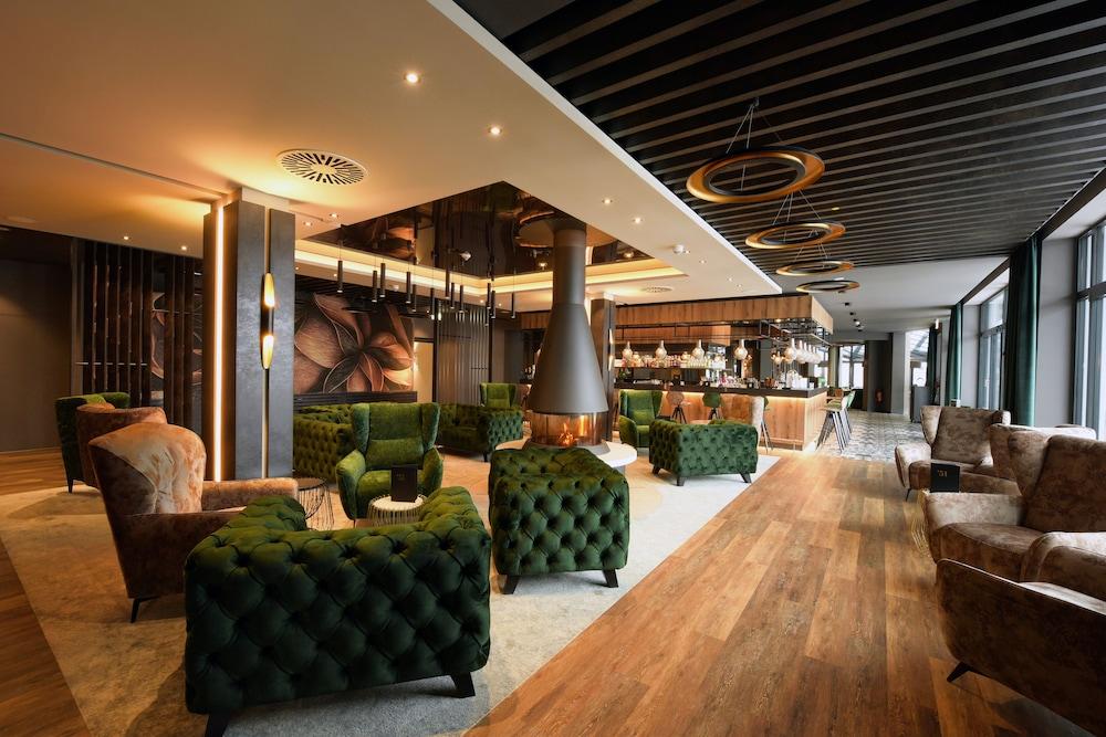 Hotel DEMAS Unterhaching - Lobby Lounge
