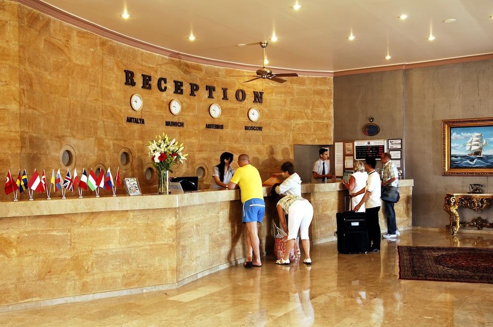Kirbiyik Resort Hotel - All Inclusive - Reception