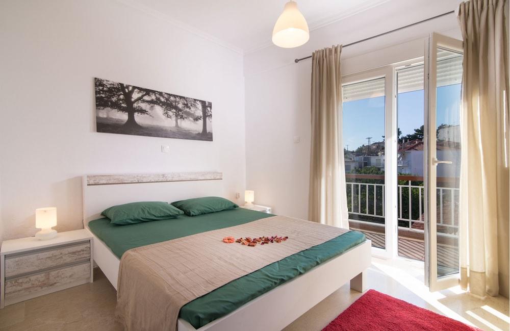 Michalis Apartments - Room