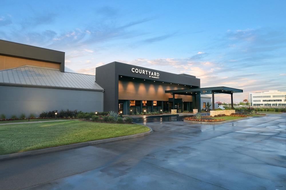 Courtyard By Marriott Dallas DFW Airport North/Irving - Featured Image